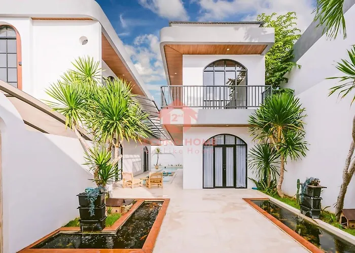 Luxury & Large 4br Benoa Bali Pool Ferienhaus