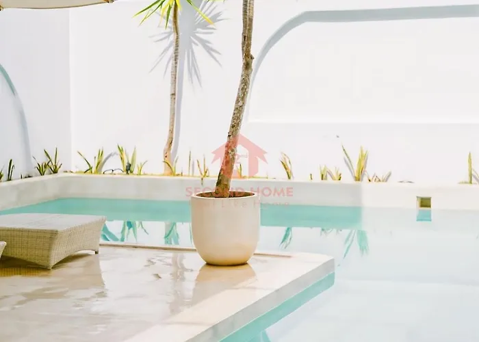 Ferienhaus Luxury & Large 4br Benoa Bali Pool